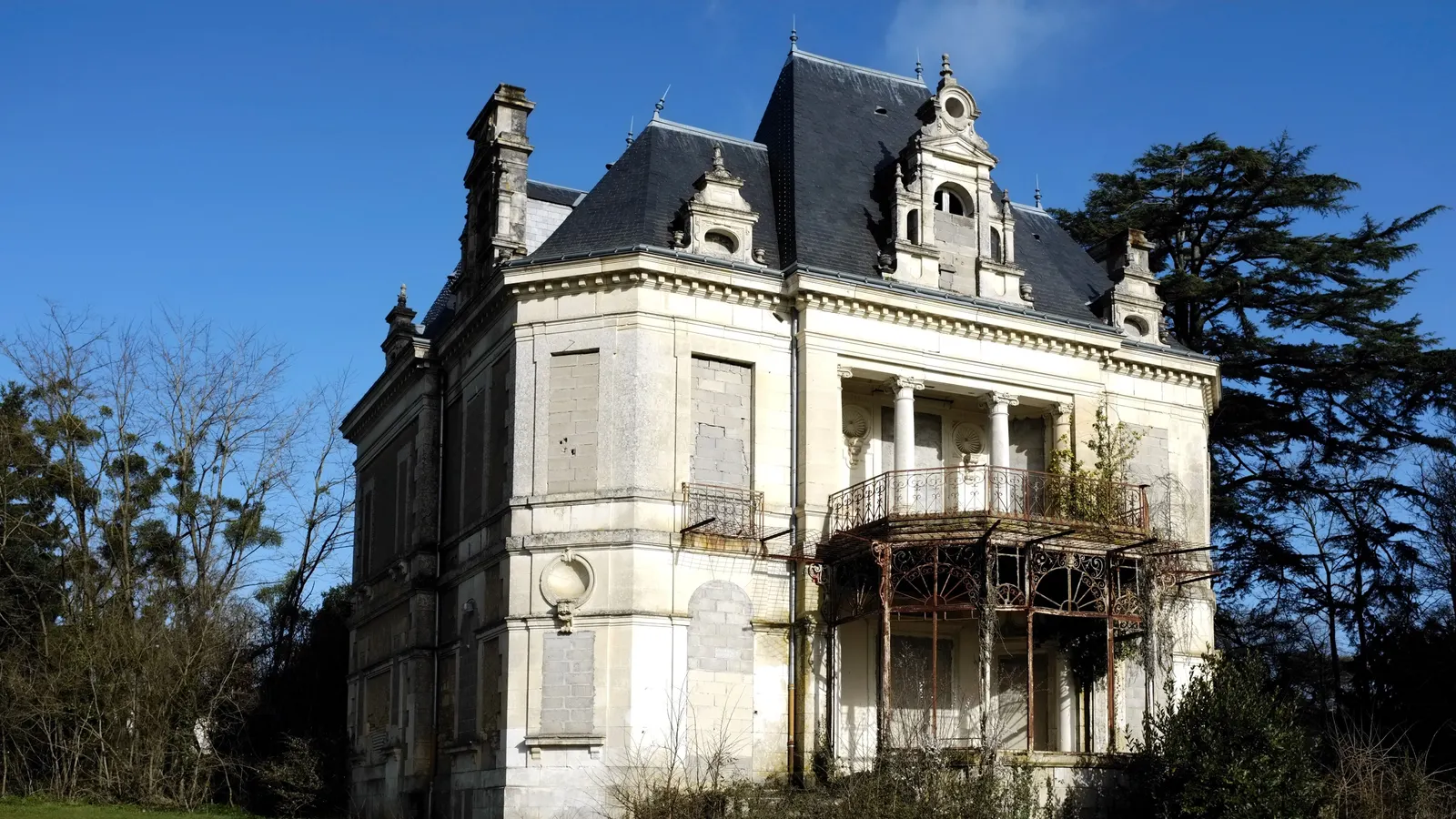 Le château des Prés-Mignons, dans le secteur de Bellejouanne à Poitiers